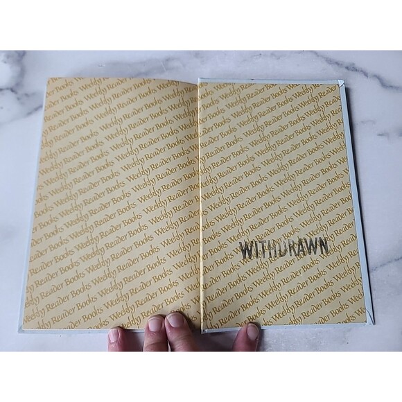 Juliette Gordon Low America's First Girl Scout By Kathleen V. Kudlinski... - Picture 8 of 10